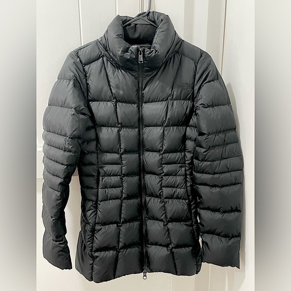 The North Face Jackets & Blazers - The North Face “Transit II” hooded goose down puffer coat black size XS